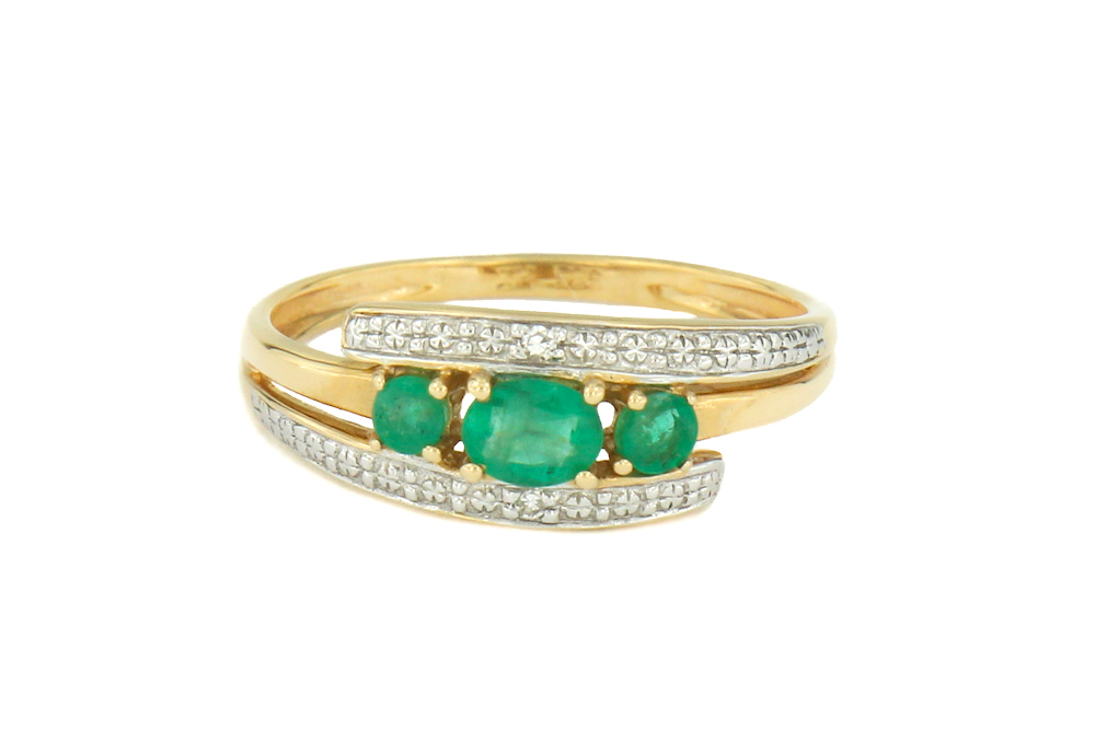 Sõrmus smaragdiga – Sangla Juveelisalong